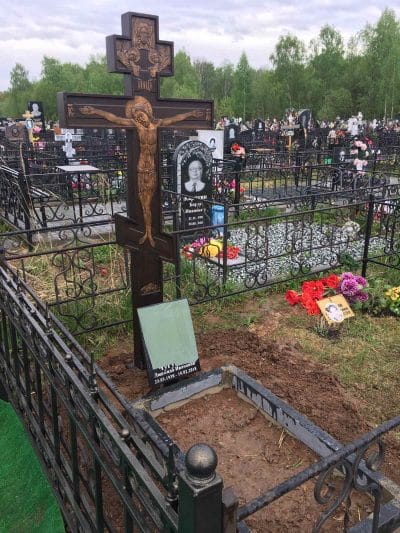Фото - Крест резной Дубовый на могилу №14