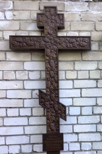 Крест резной из Дуба на могилу Арт. 011
